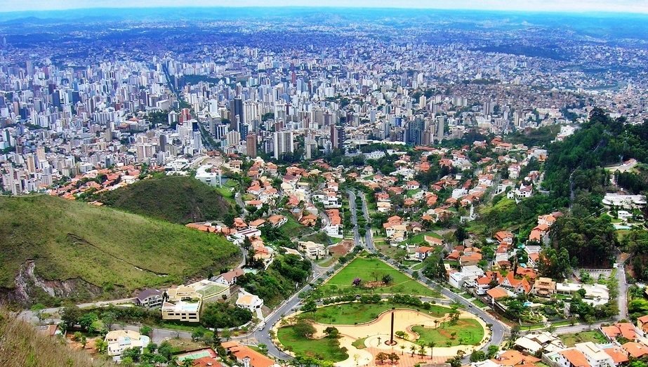 Vista de Belo Horizonte (MG), contexto urbano de marketing para desentupidoras em Belo Horizonte